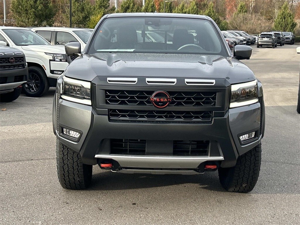 2026 Nissan Frontier PRO-4X photo 2