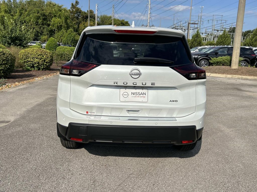 2026 Nissan Rogue SV - Photo 6