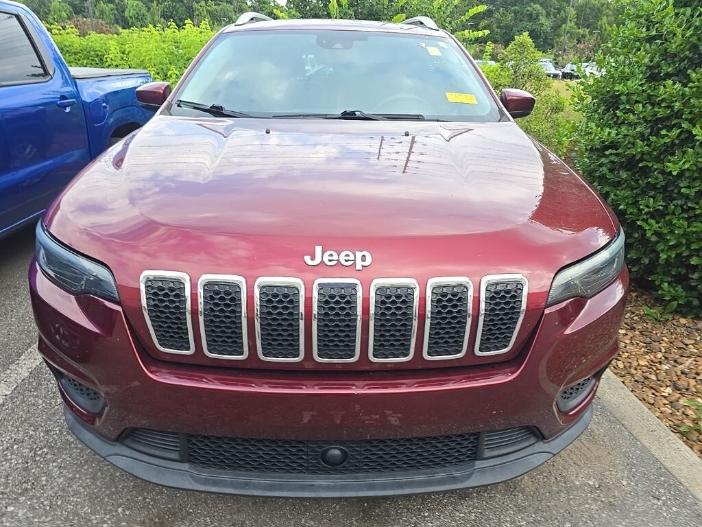 Used 2021 Jeep Cherokee Latitude SUV
