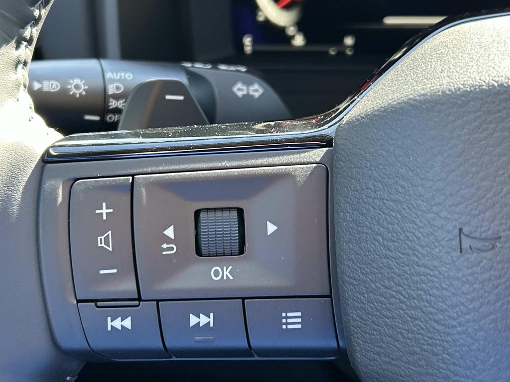2026 Nissan Rogue Platinum - Photo 30