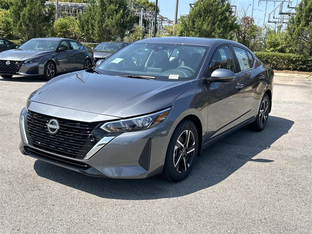 2025 Nissan Sentra SV photo 3