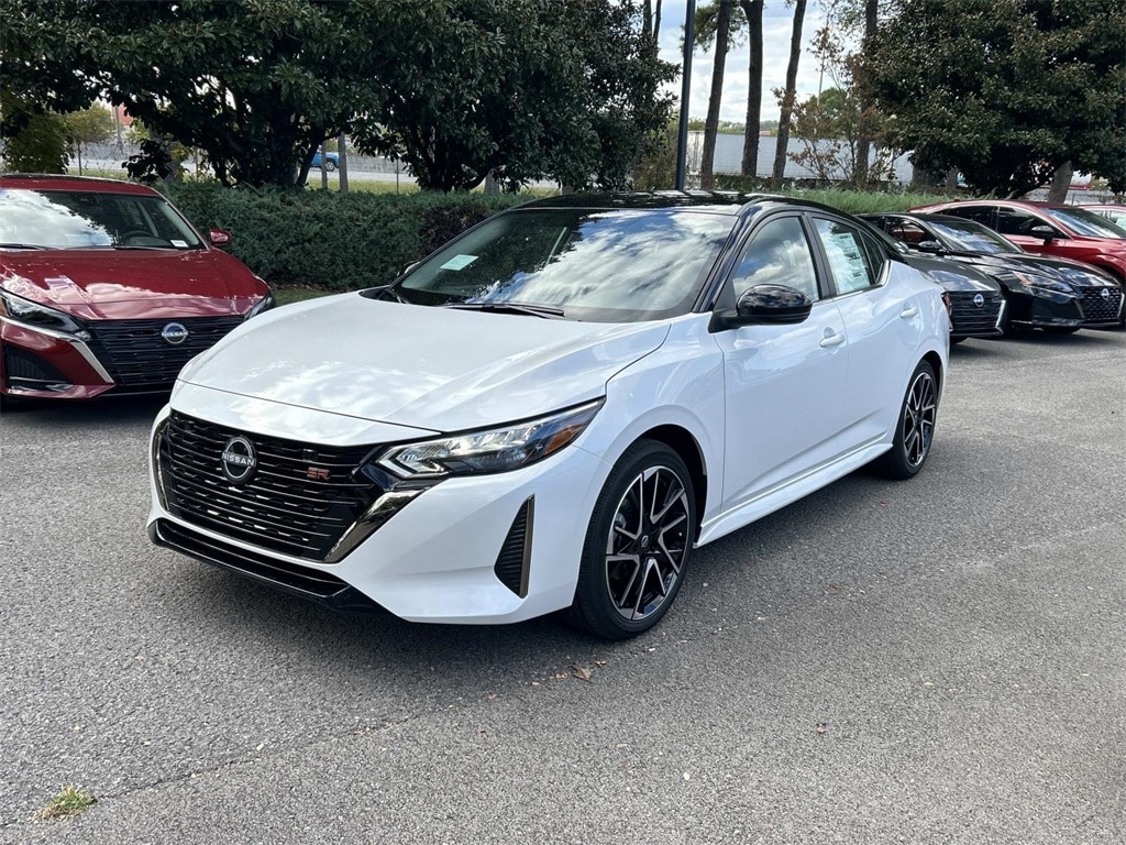 New 2025 Nissan Sentra SR Sedan