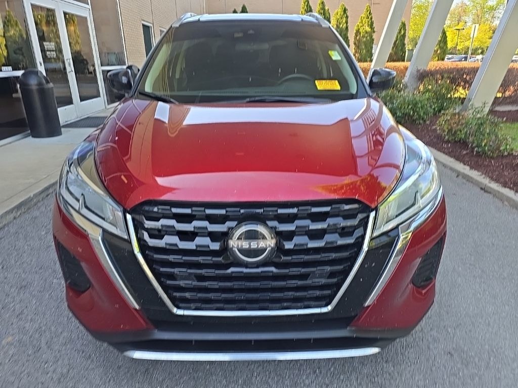 Used 2024 Nissan Kicks SV SUV