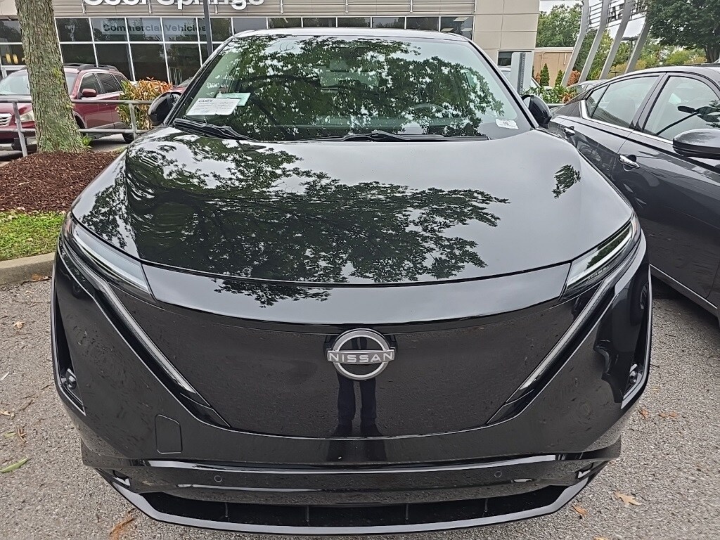 2025 Nissan ARIYA Engage photo 3