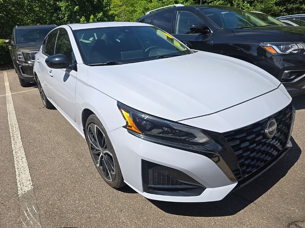 Used 2024 Nissan Altima 2.5 SR Sedan