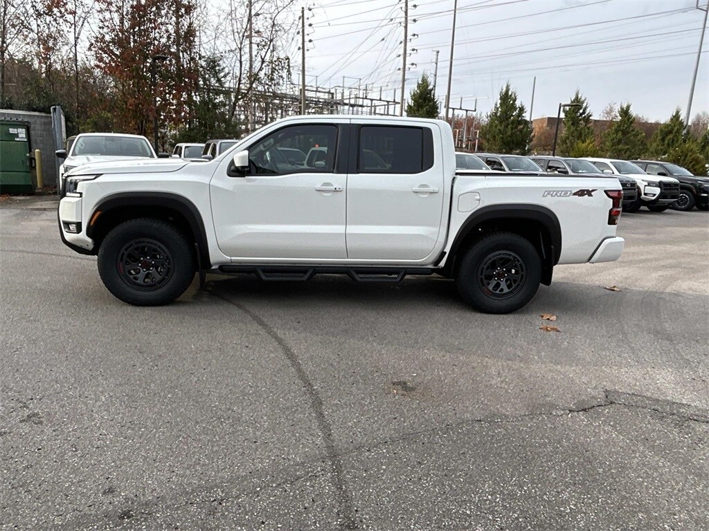 2026 Nissan Frontier PRO-4X photo 4