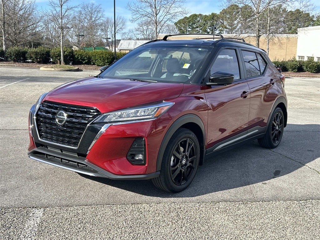 Used 2021 Nissan Kicks SR SUV