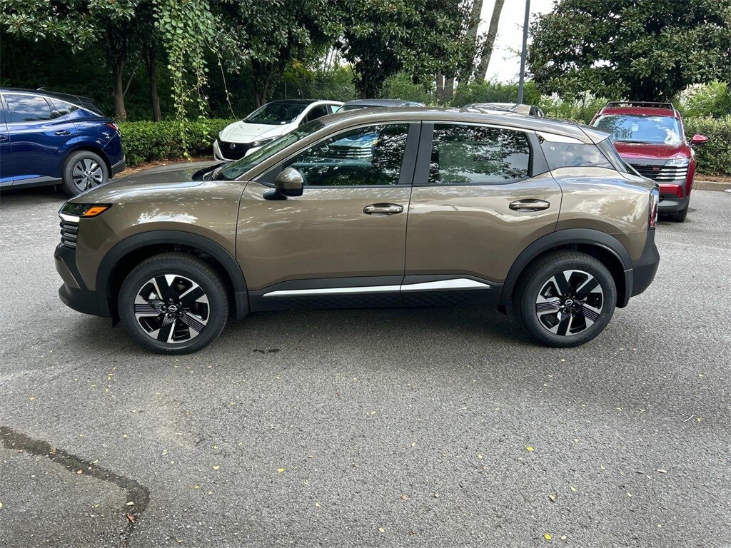 2025 Nissan Kicks SV photo 4