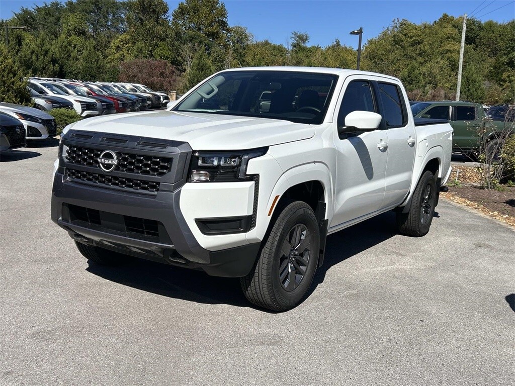2026 Nissan Frontier SV photo 3