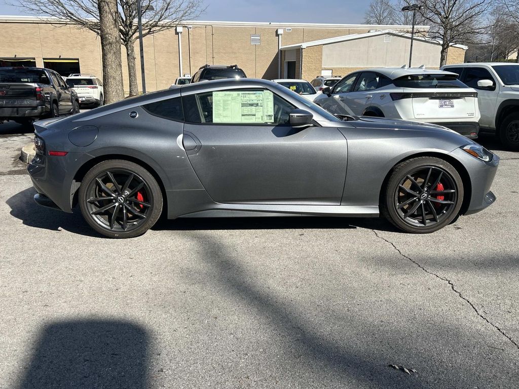 2025 Nissan Z Performance - Photo 8