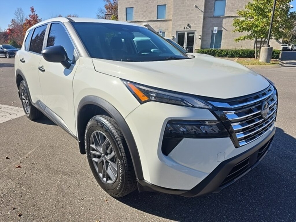 Used 2025 Nissan Rogue S SUV