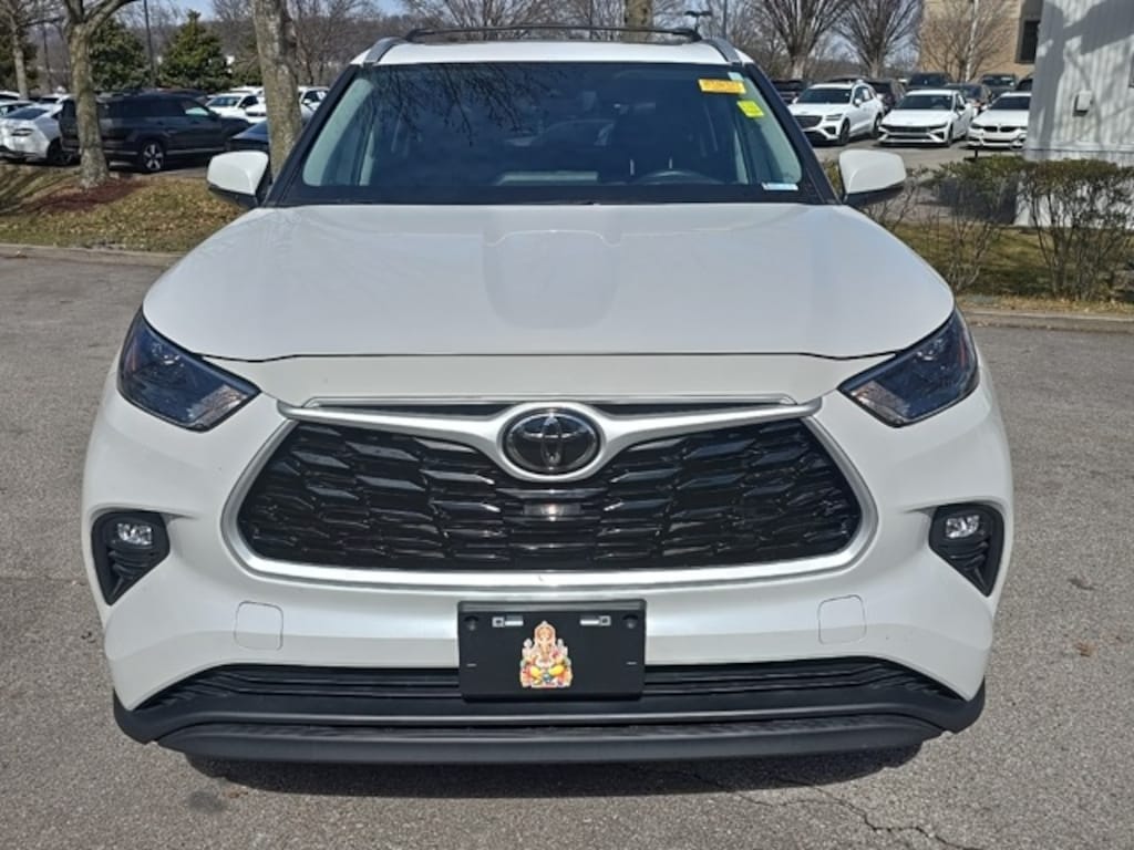 Used 2023 Toyota Highlander XLE SUV