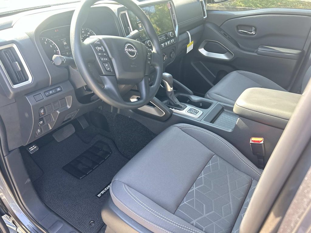 2026 Nissan Frontier SV - Photo 16