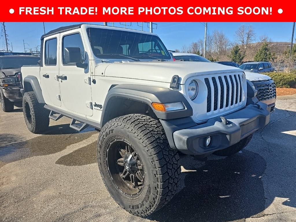 Used 2020 Jeep Gladiator Sport Truck Crew Cab