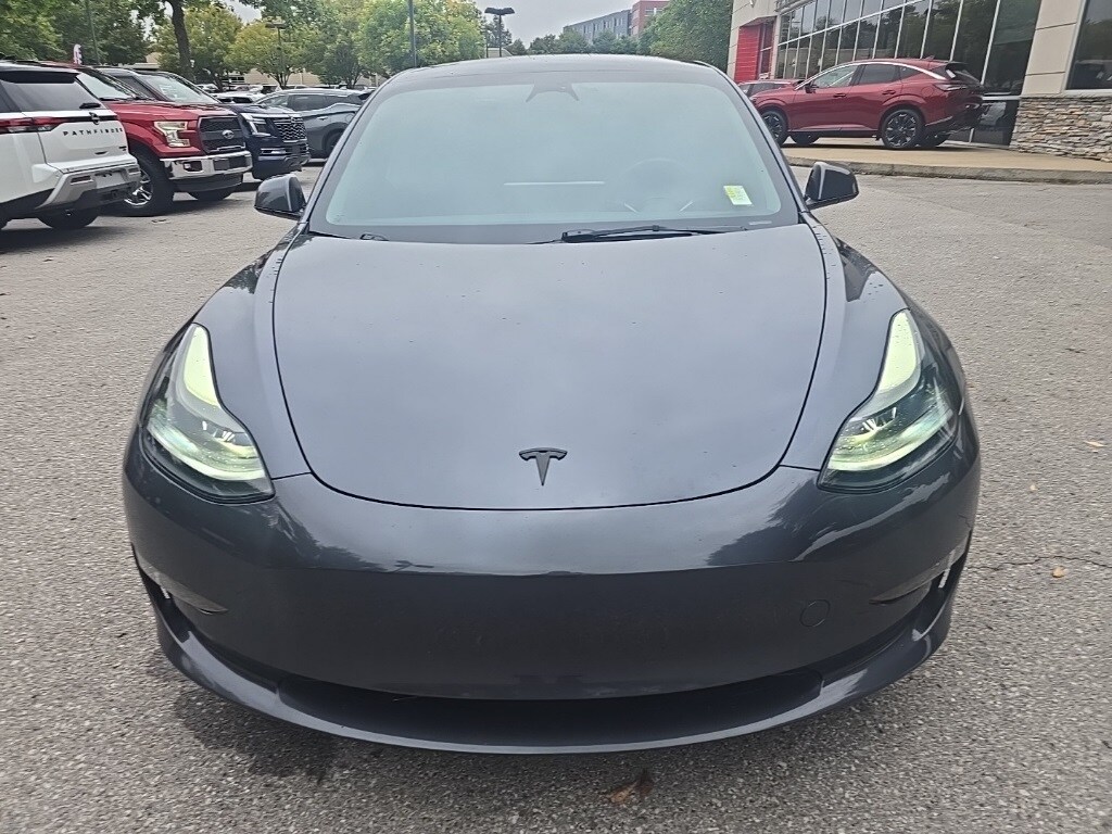 2023 Tesla Model 3 photo 3