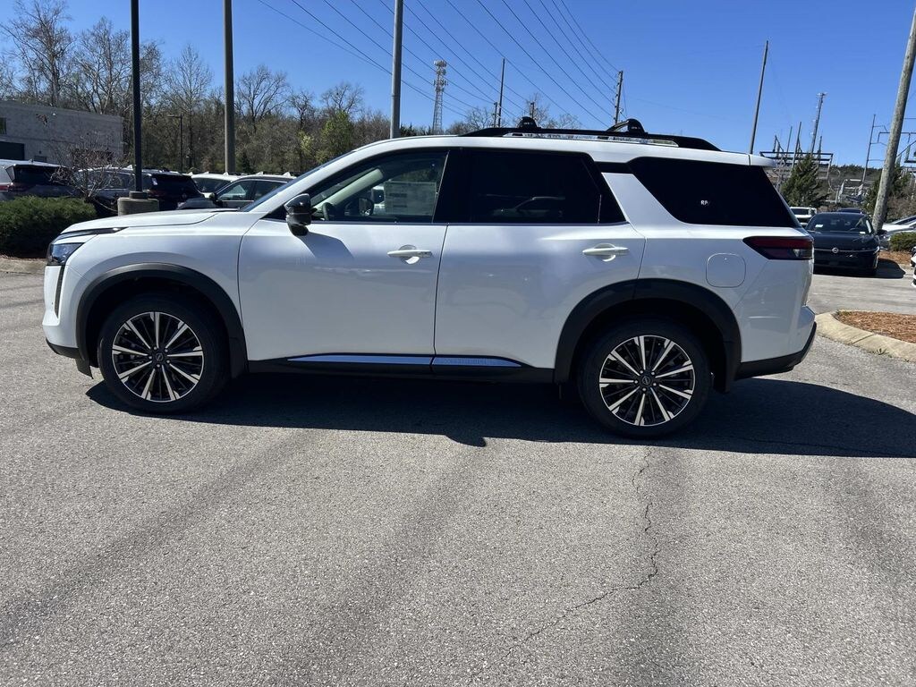 New 2026 Nissan Pathfinder Platinum SUV