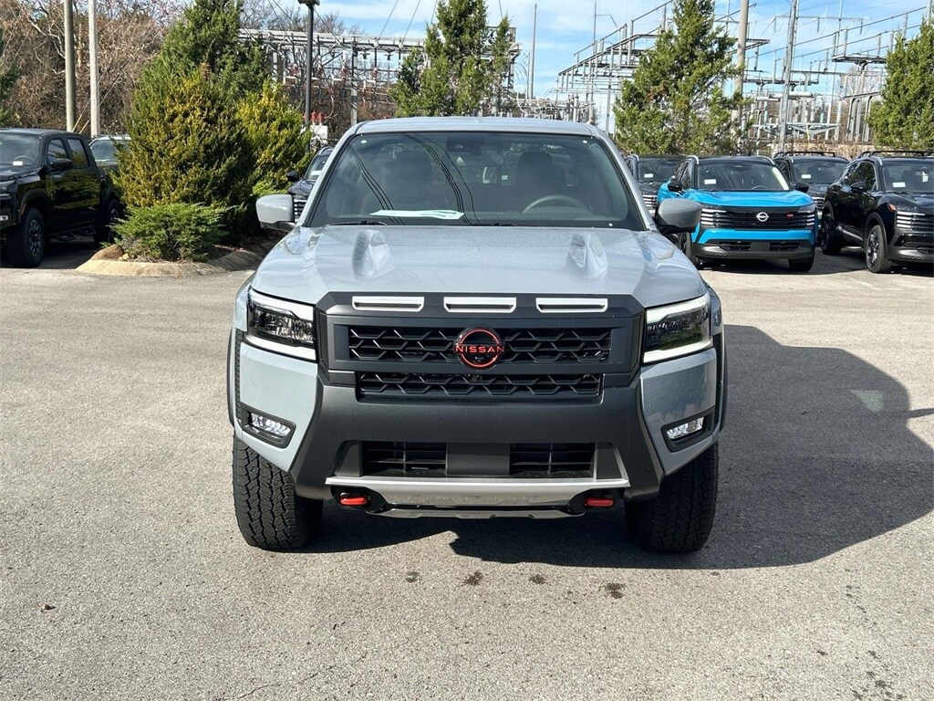 2026 Nissan Frontier PRO-4X photo 2