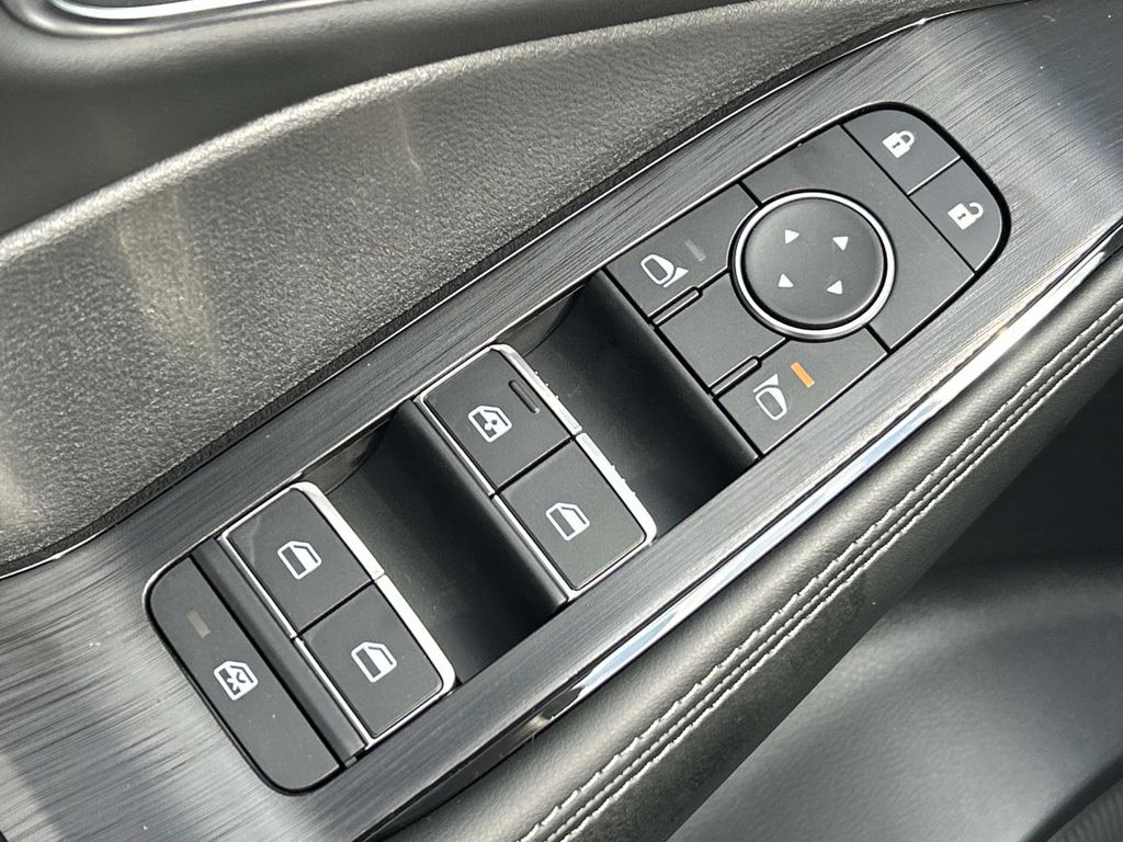 2026 Nissan Rogue Platinum - Photo 18