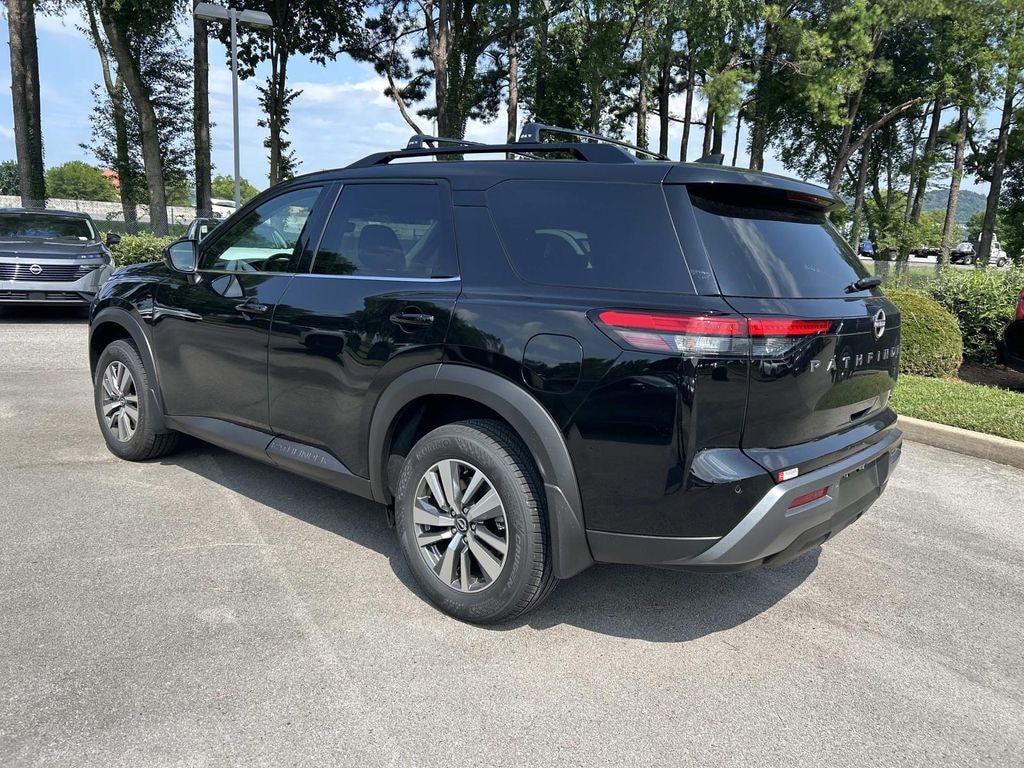 New 2026 Nissan Pathfinder SL SUV