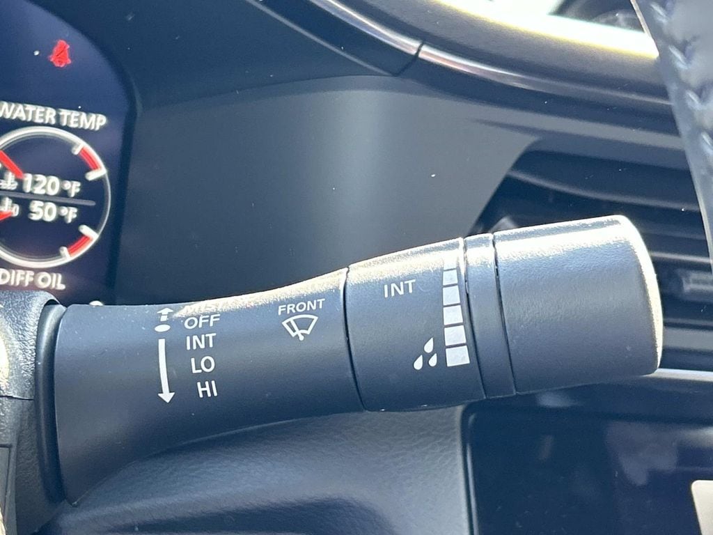 2025 Nissan Z Performance - Photo 27