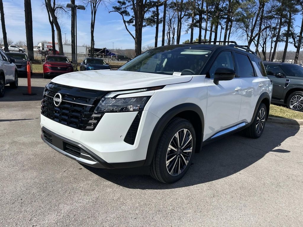 New 2026 Nissan Pathfinder Platinum SUV