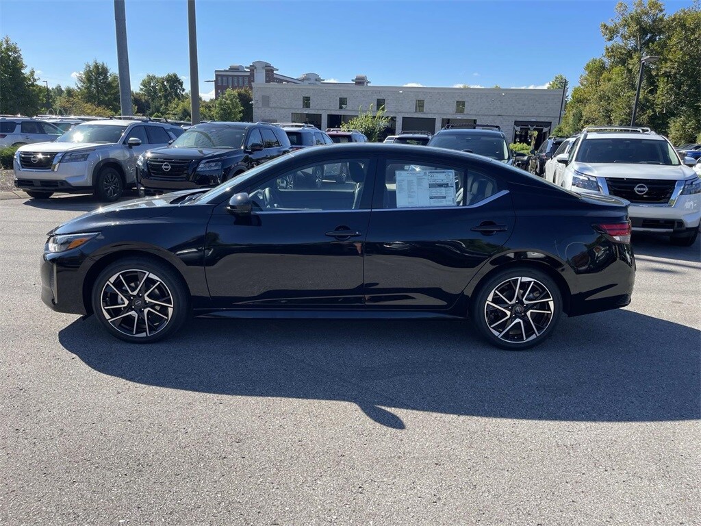 2025 Nissan Sentra SR photo 4