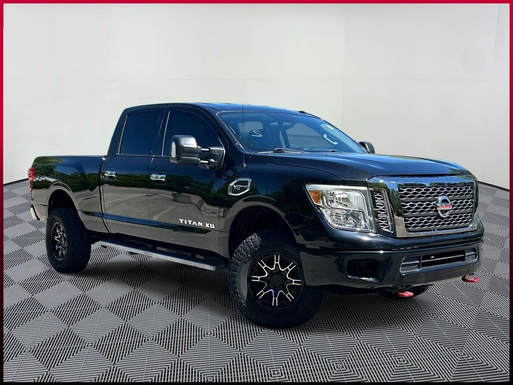 Used 2017 Nissan Titan XD SV Gas Truck Crew Cab