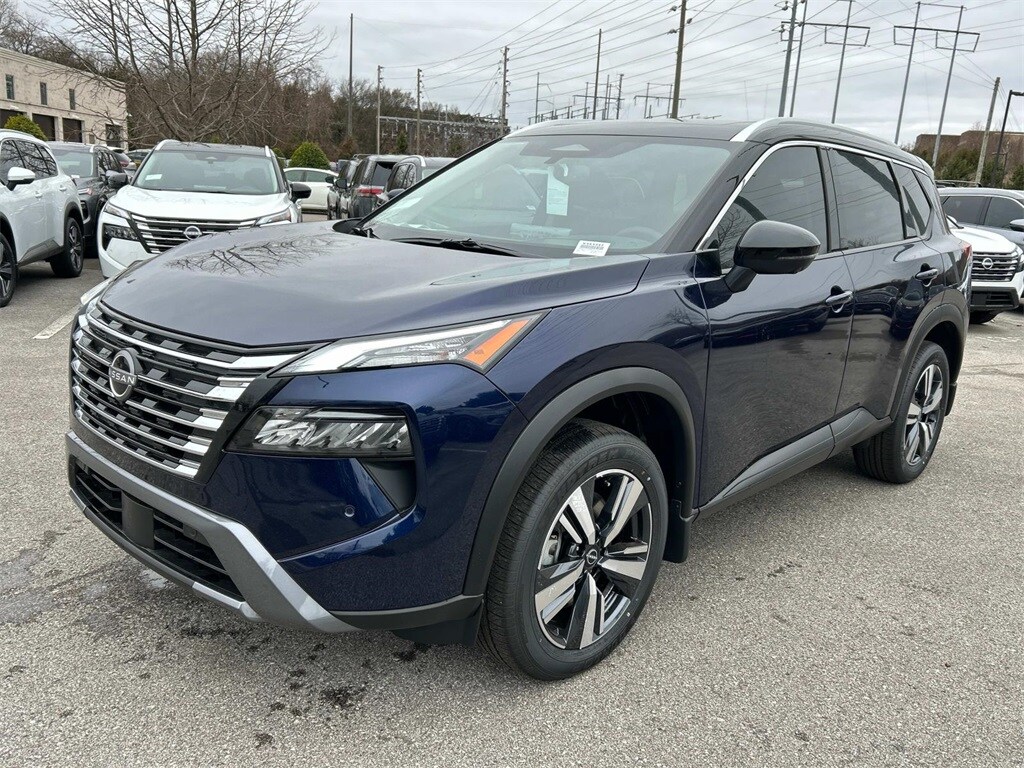 2025 Nissan Rogue SL photo 3