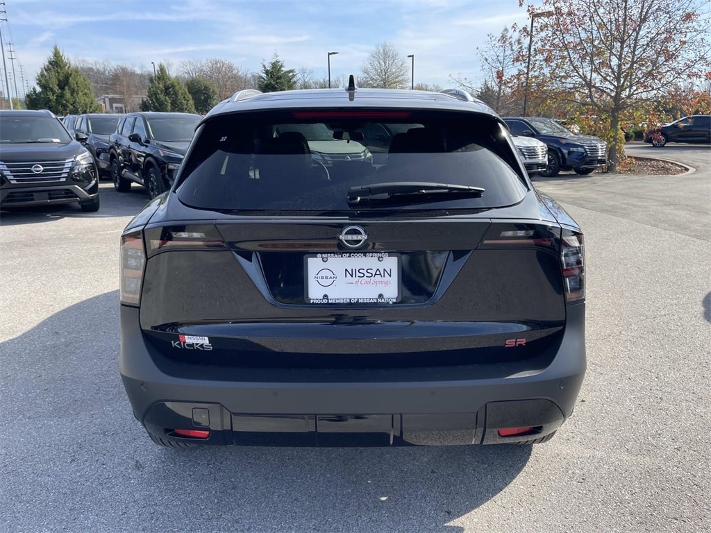 New 2026 Nissan Kicks SR SUV