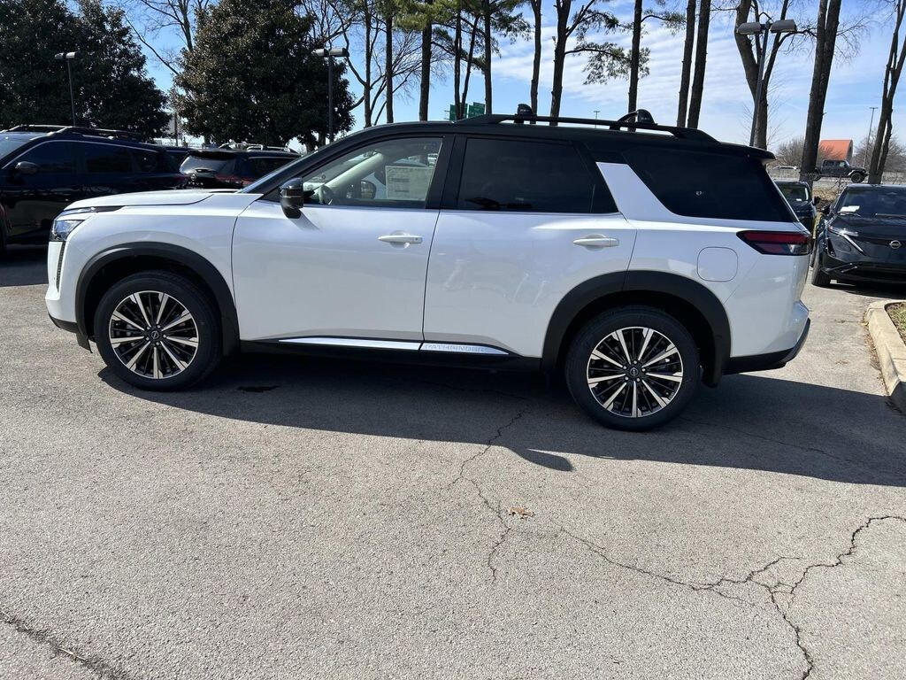 New 2026 Nissan Pathfinder Platinum SUV