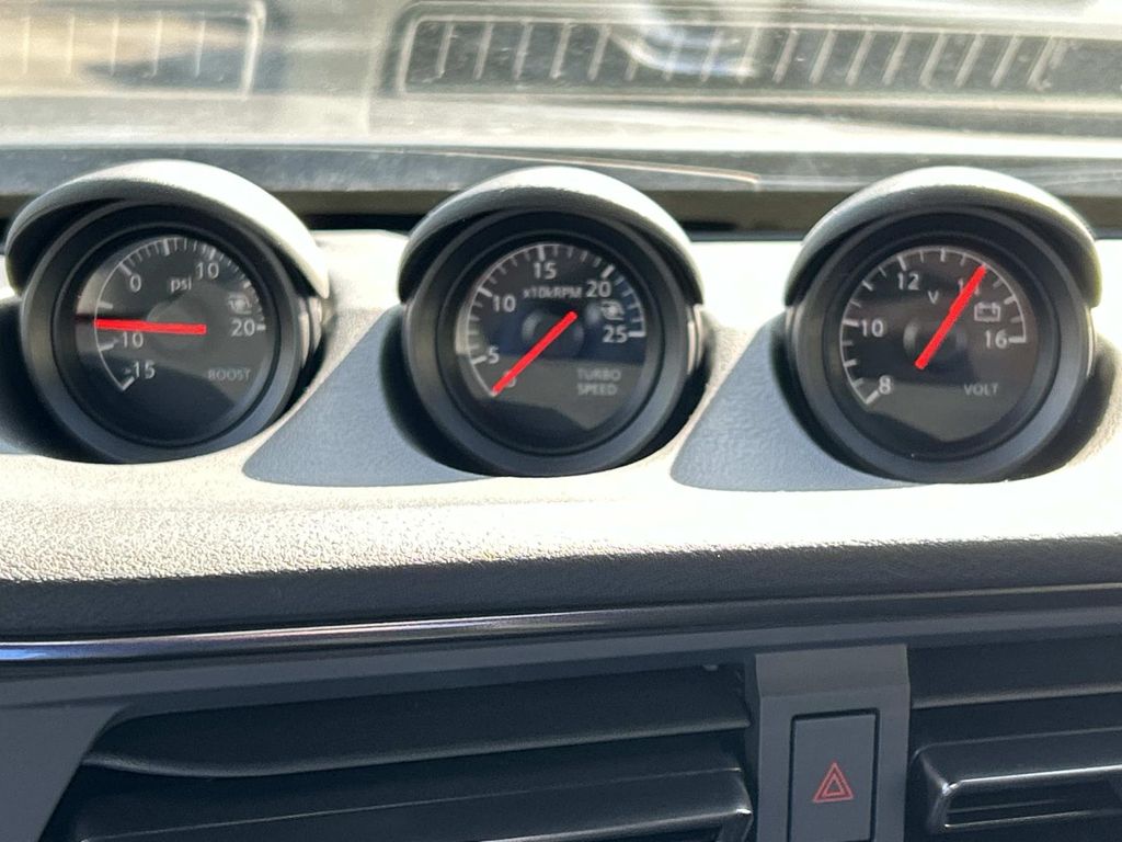 2025 Nissan Z Performance - Photo 32