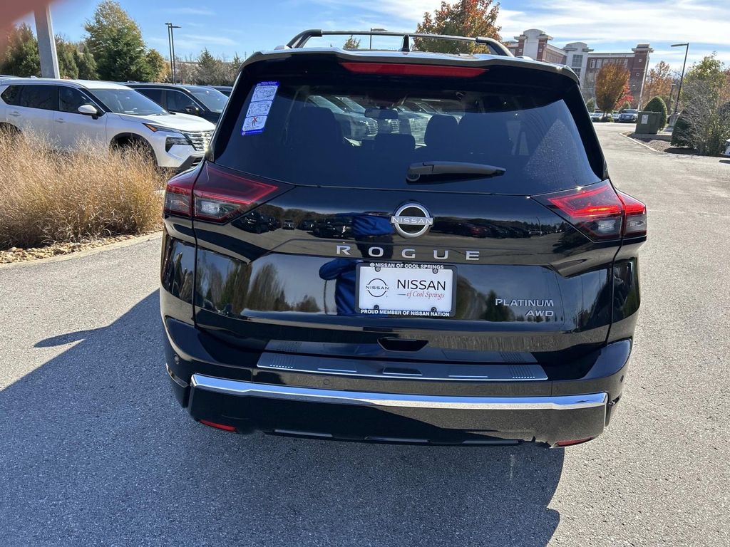 2026 Nissan Rogue Platinum - Photo 6
