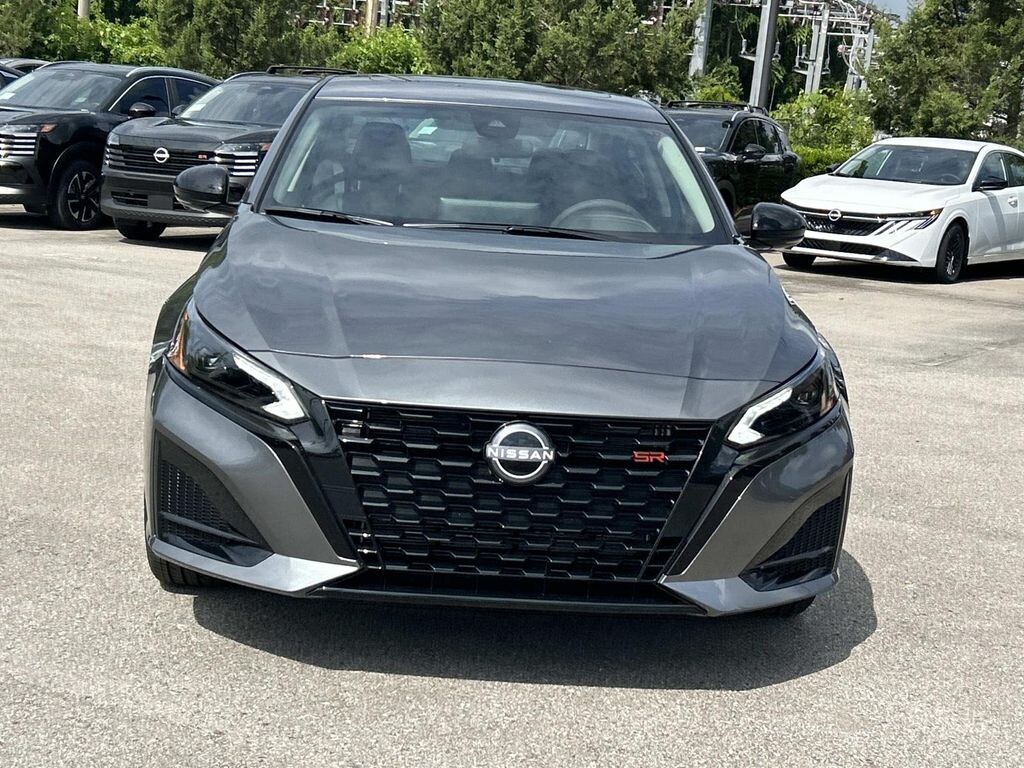 New 2026 Nissan Altima SR Sedan
