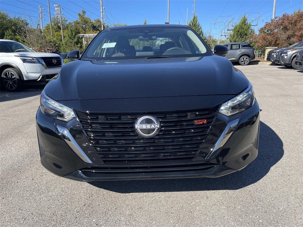 2025 Nissan Sentra SR photo 2