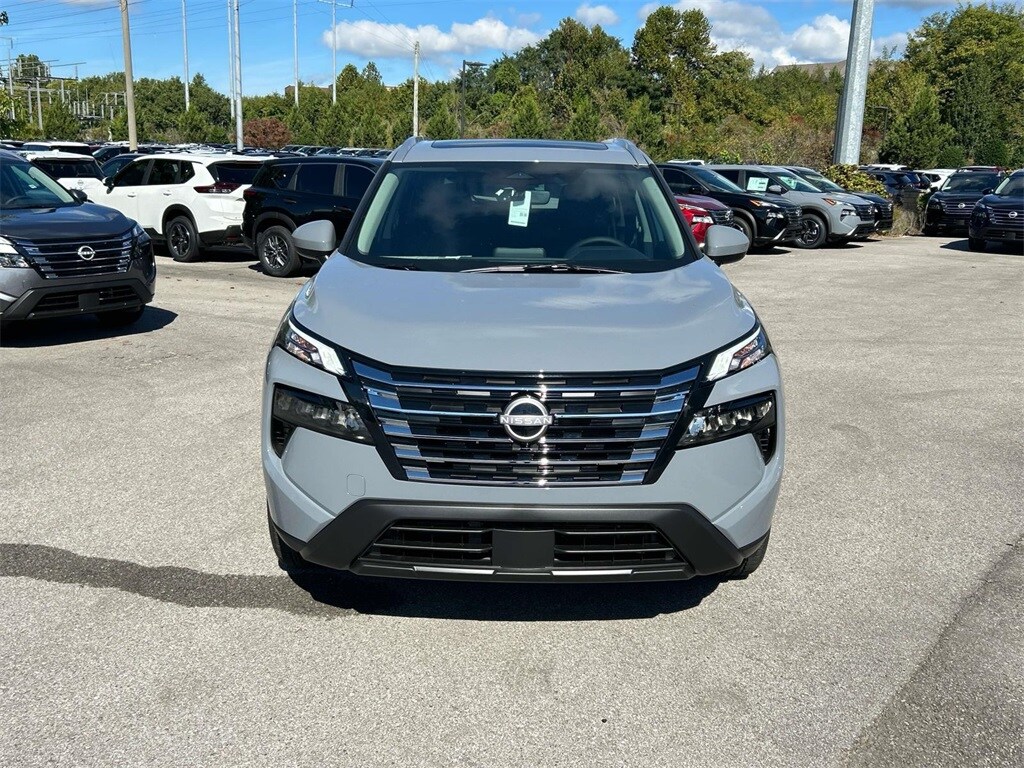 2026 Nissan Rogue SV photo 2