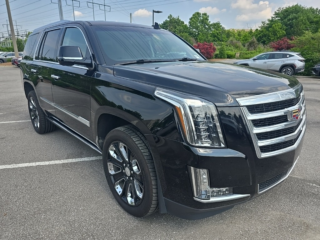Used 2019 Cadillac Escalade Premium Luxury with VIN 1GYS4CKJXKR351222 for sale in Franklin, TN