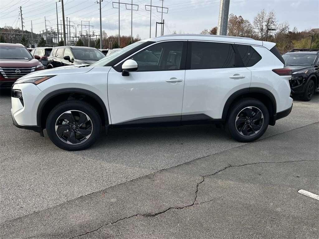 2026 Nissan Rogue SV photo 3