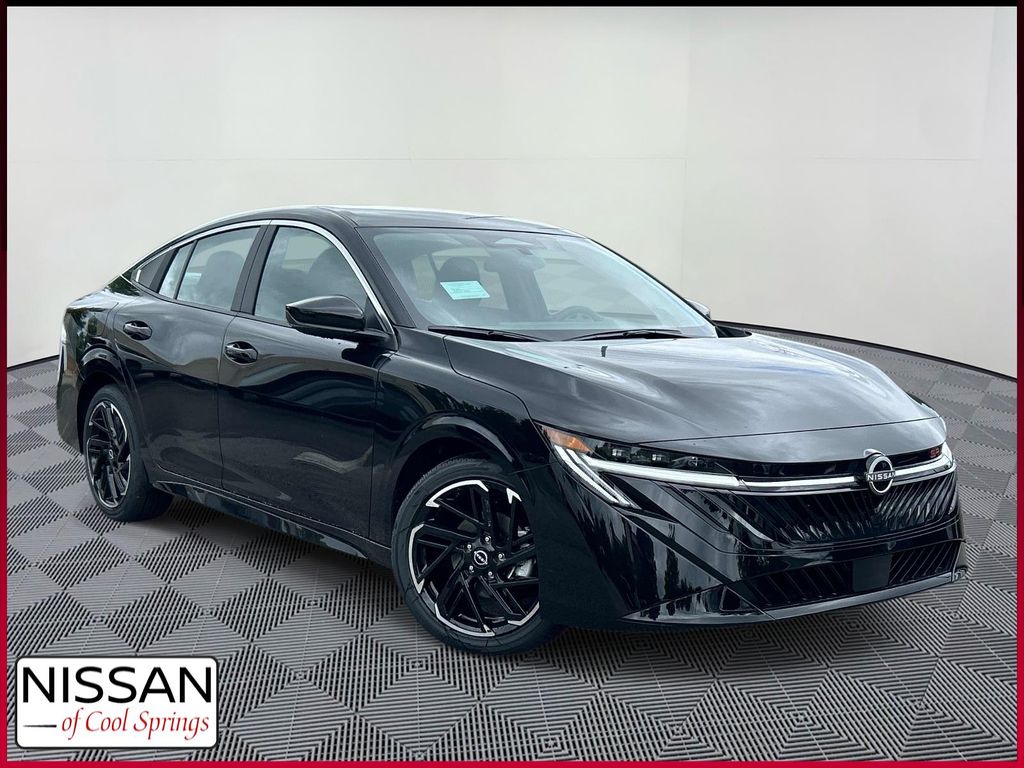 2026 Nissan Sentra SR CVT's photo