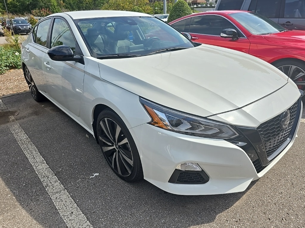 Certified 2022 Nissan Altima SR with VIN 1N4BL4CVXNN411971 for sale in Franklin, TN