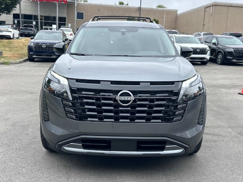 New 2026 Nissan Pathfinder SL SUV