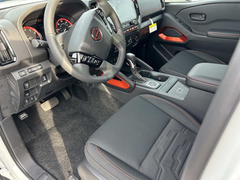 2026 Nissan Frontier PRO-4X - Photo 14