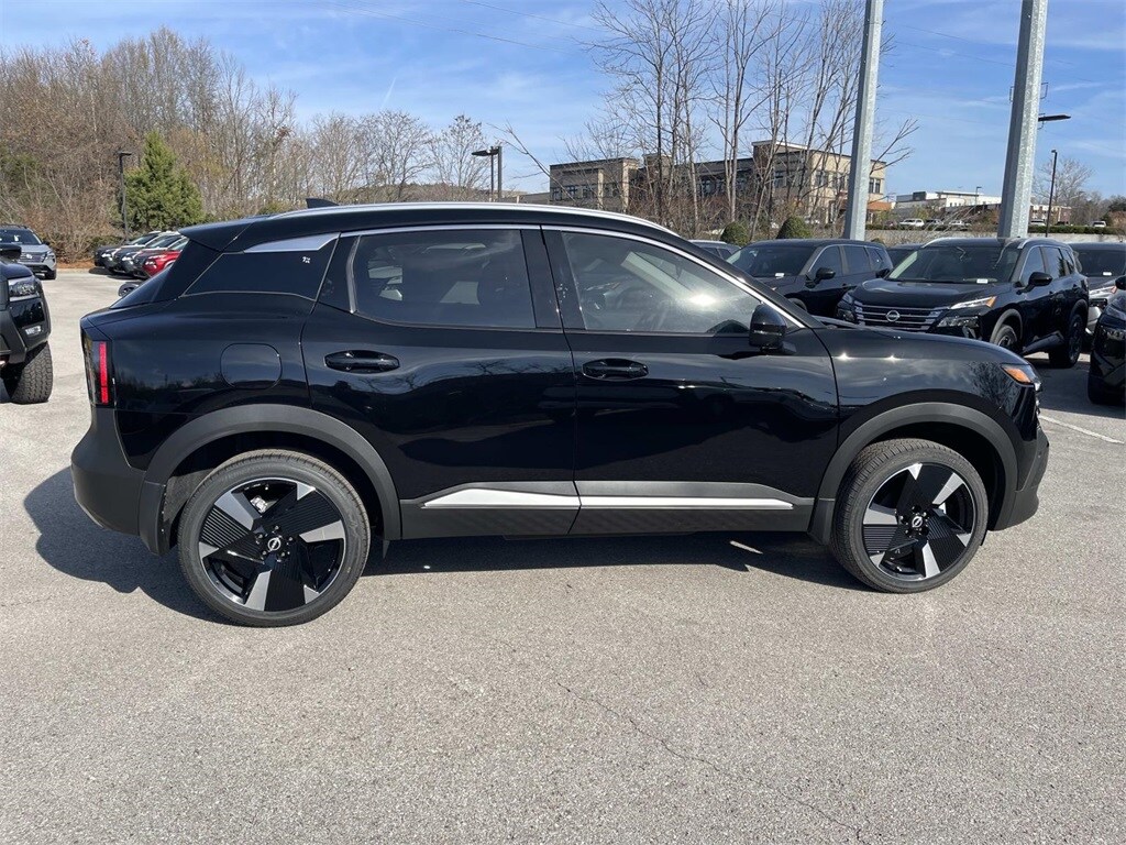 New 2026 Nissan Kicks SR SUV