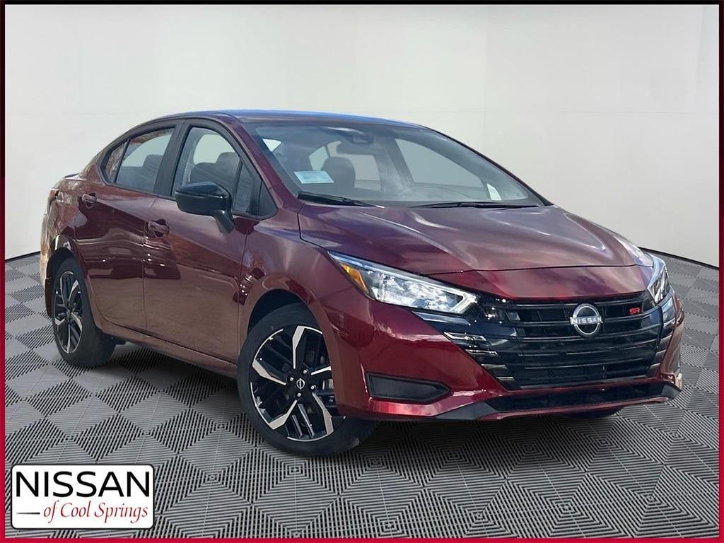 New 2025 Nissan Versa 1.6 SR Sedan