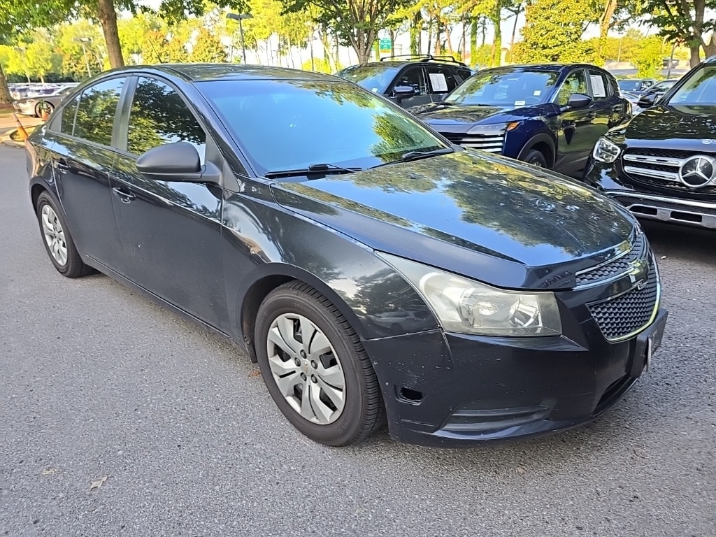 Used 2014 Chevrolet Cruze LS with VIN 1G1PA5SH3E7416773 for sale in Franklin, TN
