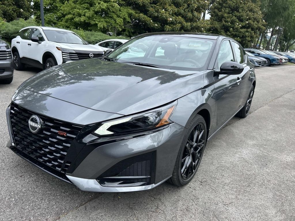 New 2026 Nissan Altima SR Sedan