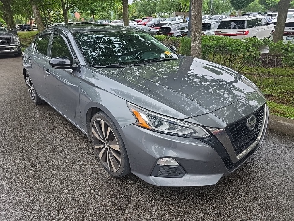 Used 2019 Nissan Altima SR with VIN 1N4BL4CV3KC125287 for sale in Franklin, TN
