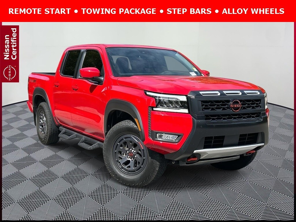 2025 Nissan Frontier PRO-4X's photo