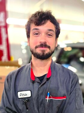 Staff member CHRIS HERNANDEZ-SYND from ID_ab1f8cf838cf