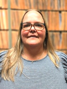 Staff member HOLLY MALOL from ID_68cbd1