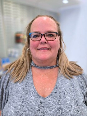 Staff member HOLLY MALOL from ID_68cbd1